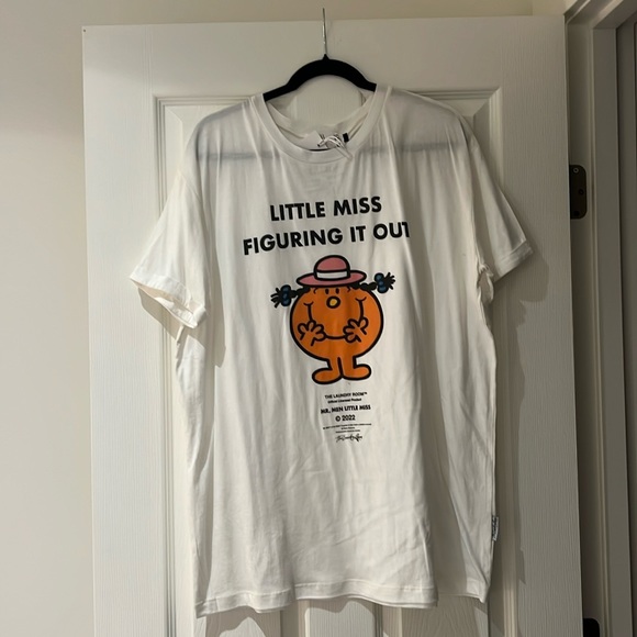 Urban Outfitters Graphic Tee - Picture 1 of 2